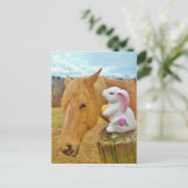 Carte Postale Lapin blanc et cheval jaune blond (Debout devant)
