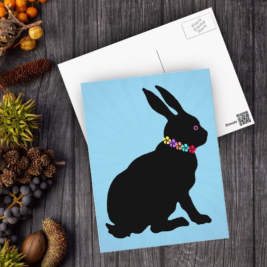 Carte Postale Lapin noir assis en Silhouette Jolie Fleurs