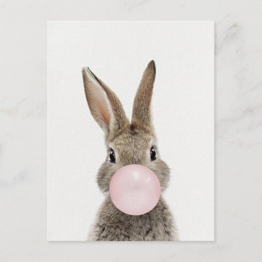 Carte Postale Lapin soufflant un bubble gum rose (Devant)