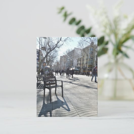Carte Postale Las Ramblas de Barcelone (Debout devant)