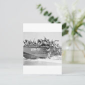 Carte Postale L'assaut de la plage, années 1940 (Debout devant)