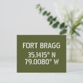 Carte postale Latitude Longitude Fort Bragg (Debout devant)