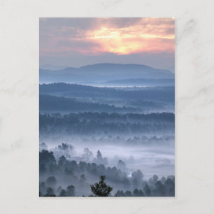 Carte Postale L'aube entre les vallées