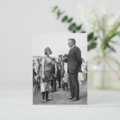 Carte Postale Lauréat à la plage, années 1920 (Debout devant)