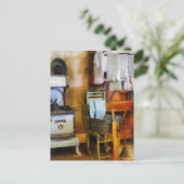 Carte Postale Lave-linge séchage dans la cuisine (Debout devant)