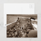 Carte Postale LCI et soldats sur la tête de pont d'Omaha Beach (Devant / Derrière)