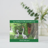 Carte Postale Le cardinal dit Bonjour et Mlle Vous (Debout devant)