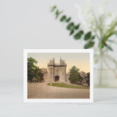 Carte Postale Le château Gateway Lancaster (Debout devant)