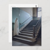 Carte Postale Le fantôme des escaliers abandonnés (Devant / Derrière)