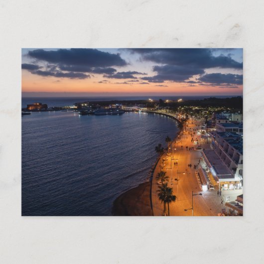 Carte Postale Le front de mer et le port de Paphos la nuit (Devant)
