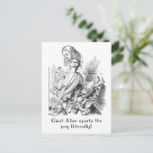 Carte Postale Le géant Alice bouleverse le jury (littéralement) (Debout devant)