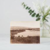 Carte Postale Le Jourdain, près de la mer de Galilée (Debout devant)