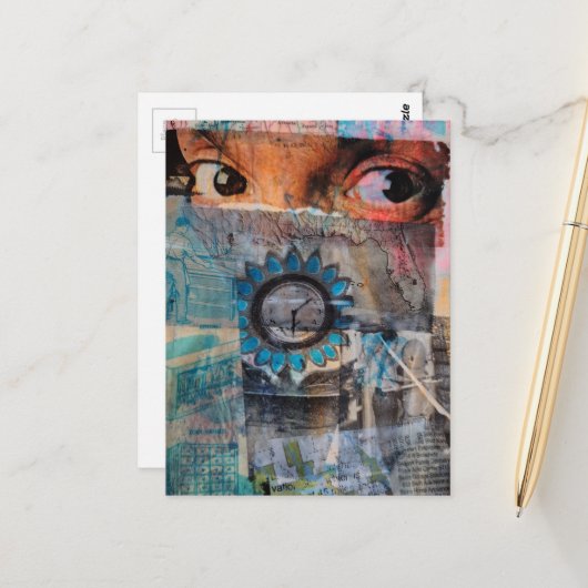 Carte Postale Le journal abstrait collage de bric-à-brac The Eye (Devant/Arrière en situation)