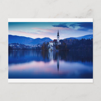 Carte Postale Le lac Bled et l'église Island