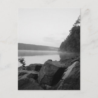Carte Postale Le lac et la brume