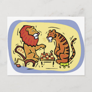 Carte Postale Le lion et le tigre jouent aux échecs