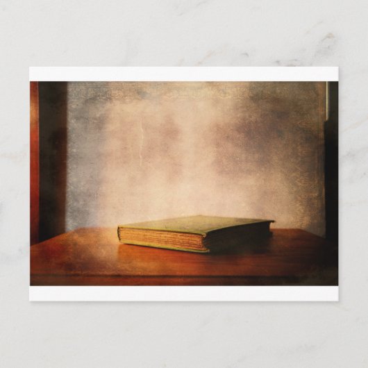 Carte Postale Le livre (Devant)