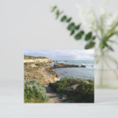 Carte Postale Le long du sentier côtier (Debout devant)