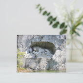 Carte postale Le Monument du Lion, Lucerne, Suisse (Debout devant)