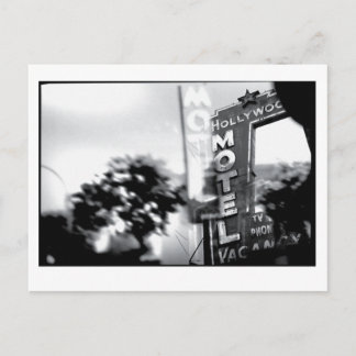 Carte Postale Le motel : Obsolète du XXe siècle