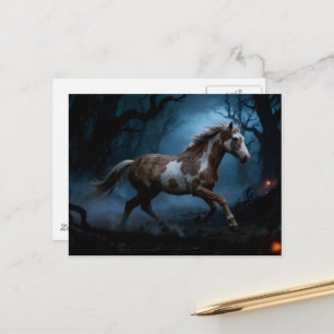Carte Postale Le Mustang dans la forêt hantée