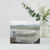 Carte Postale le palais du lac udaipur (Debout devant)