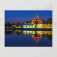 Le Palais royal de Mandalay au Myanmar Post