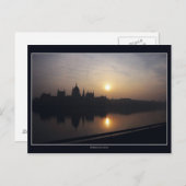Carte Postale Le Parlement hongrois à l'aube (Devant / Derrière)
