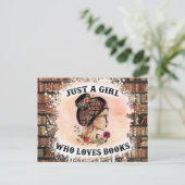 Carte Postale Le plaisir de l'amoureux du livre (Debout devant)