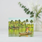 Carte Postale Le propre pays de Dieu (Debout devant)