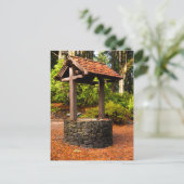 Carte Postale Le puits d'automne (Debout devant)