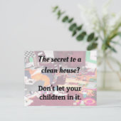 Carte Postale Le secret d'une maison propre ? Ne laissez pas vos (Debout devant)