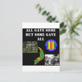 Carte Postale Le souvenir du Vietnam (Debout devant)