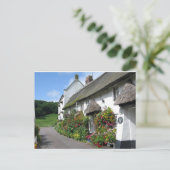 Carte Postale Le village de Branscombe Devon (Debout devant)