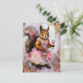 Carte Postale L'écureuil adorable en robe rose avec un verre (Debout devant)