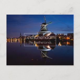 Carte Postale Leidschendam moulin à vent avec réflexion la nuit