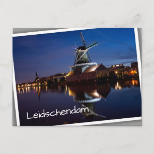 Carte Postale Leidschendam moulin à vent avec réflexion la nuit