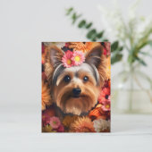 Carte Postale L'élégance florale du Yorkshire Terrier (Debout devant)