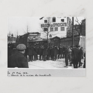 Carte Postale Les alentours de la Maison des Syndicats,