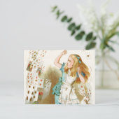 Carte Postale Les aventures d'Alice au pays des merveilles (Debout devant)