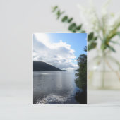 Carte Postale Les Bonnies Banks du Loch Lomond (Debout devant)