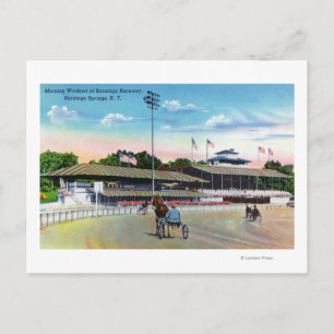 Carte Postale Les chevaux s'entraîner le matin sur la piste