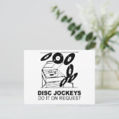 Carte Postale les jockeys de disque le font sur demande (Debout devant)