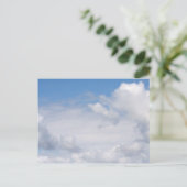 Carte Postale Les nuages ont-ils des âmes ? (Debout devant)
