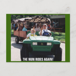CARTE POSTALE LES NUN MARCHENT DE NOUVEAU !