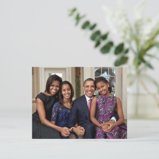 Carte Postale Les Obama (Debout devant)