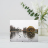 Carte Postale Les parcs de LONDRES (Debout devant)
