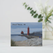 Carte Postale Les phares de Grand Haven (Debout devant)