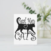 Carte Postale Les vrais hommes aiment les chats en design élégan (Debout devant)