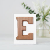 Carte Postale Lettre chocolat E (Debout devant)